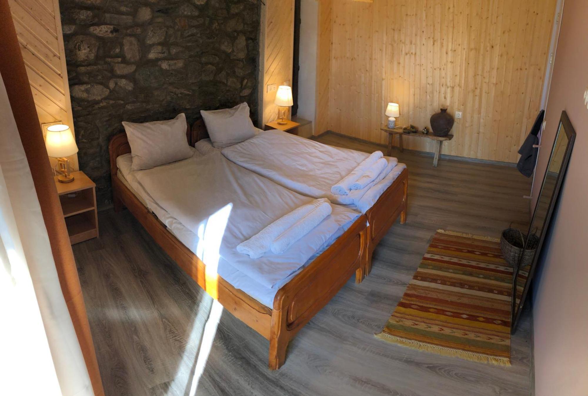 Guest House Keti Margiani Mestia Exterior foto