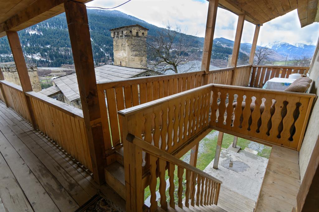 Guest House Keti Margiani Mestia Exterior foto