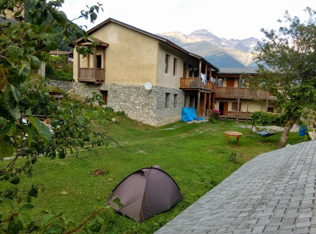Guest House Keti Margiani Mestia Exterior foto