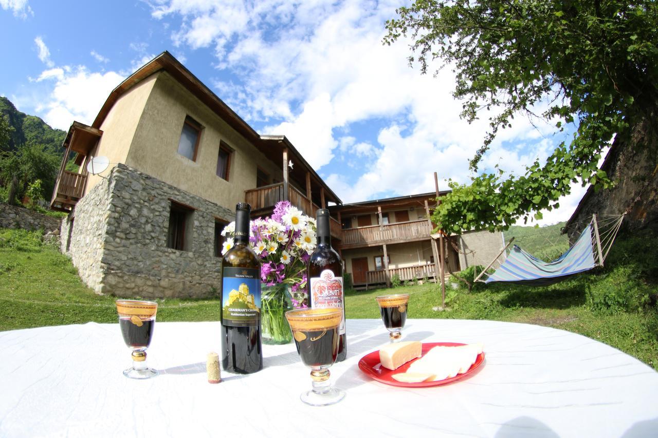 Guest House Keti Margiani Mestia Exterior foto