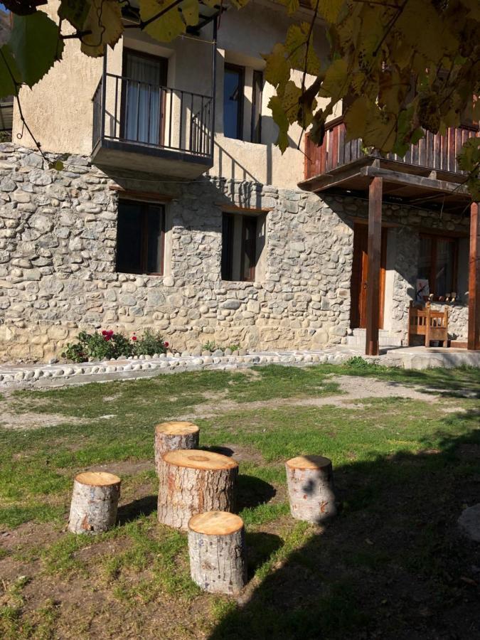 Guest House Keti Margiani Mestia Exterior foto